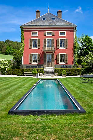 Château de Courban and Spa Nuxe