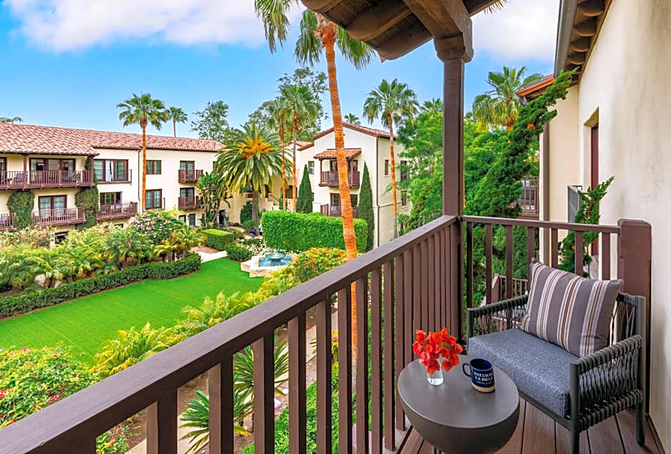 Estancia La Jolla Hotel Spa