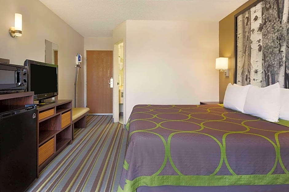 Super 8 by Wyndham Westminster Denver North