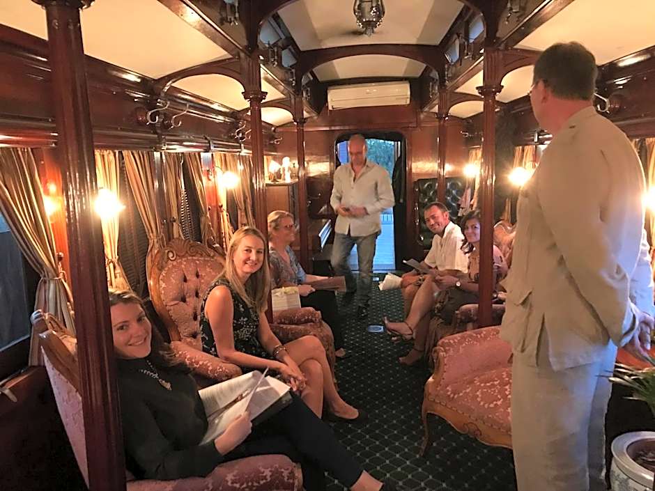 Out in Africa Wildlife Lodge