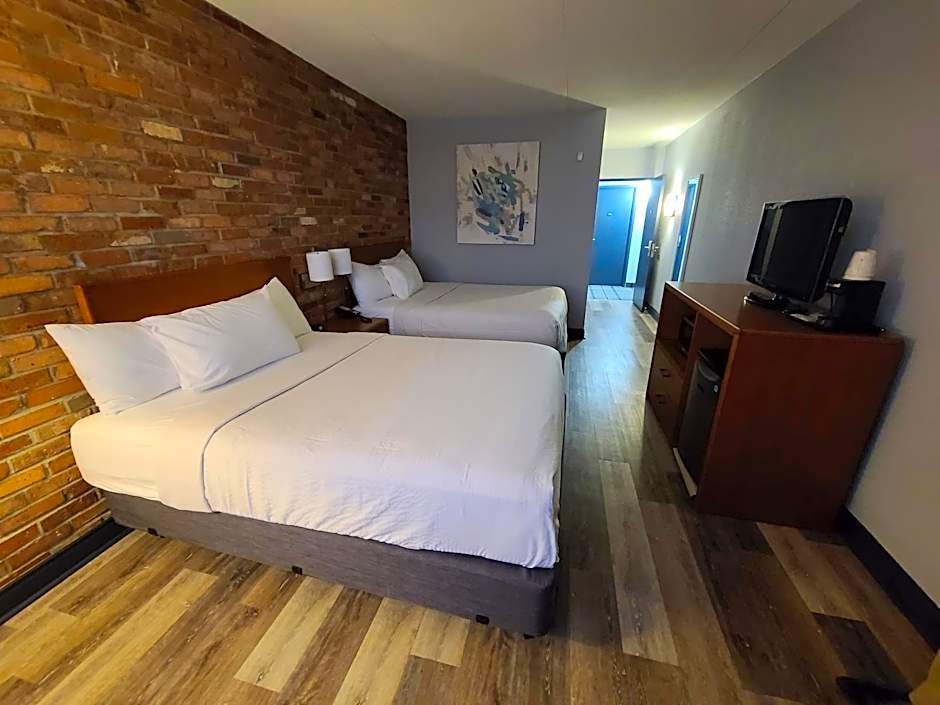 Travelodge by Wyndham Barrie