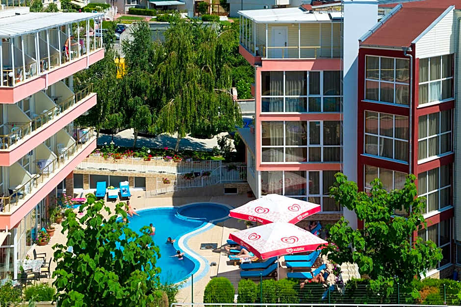 Iris Beach Hotel