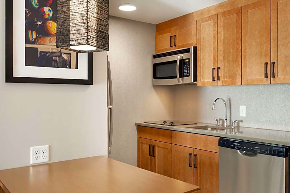 Homewood Suites by Hilton Syracuse - Carrier Circle