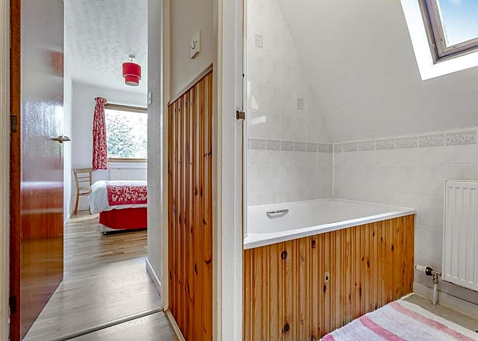 Delny Highland Lodges