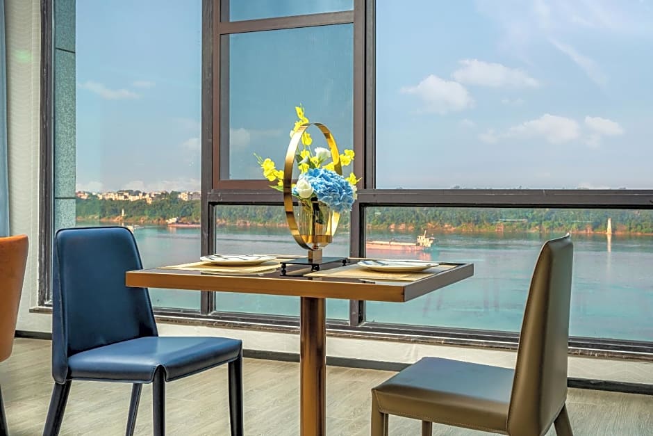 Echarm Hotel Guigang Pingnan Jiangbin Mingmen River View