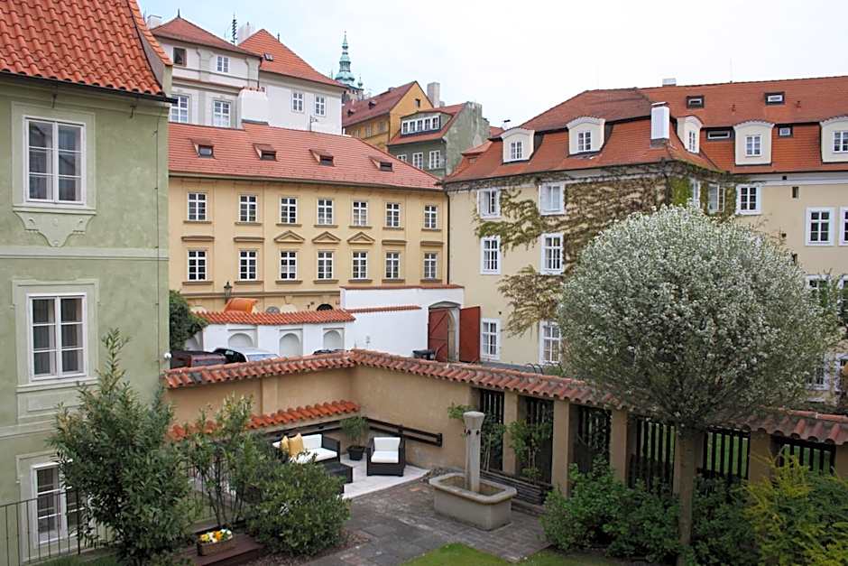 Appia Hotel Residences