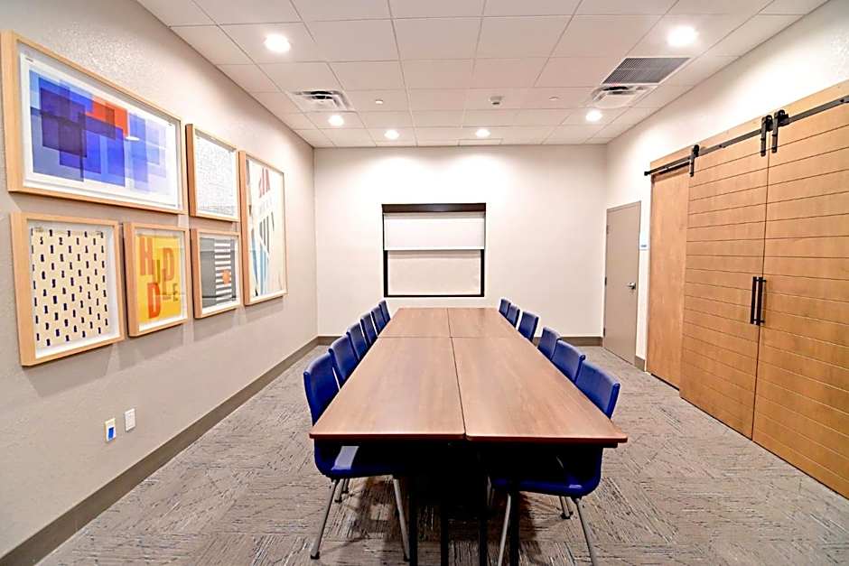 Holiday Inn Express & Suites Palm Coast - I-95