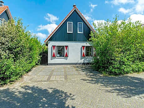 Villa in Callantsoog near the Beach