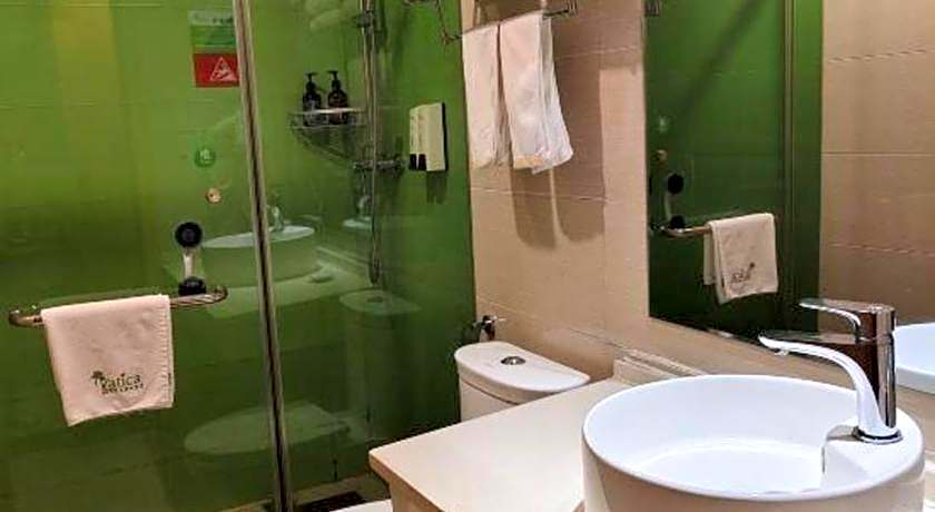 Vatica Hotel Xuzhou Suining Dognhuan Island East Bus Station