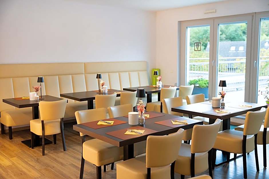 Alembra - Wein Style Hotel