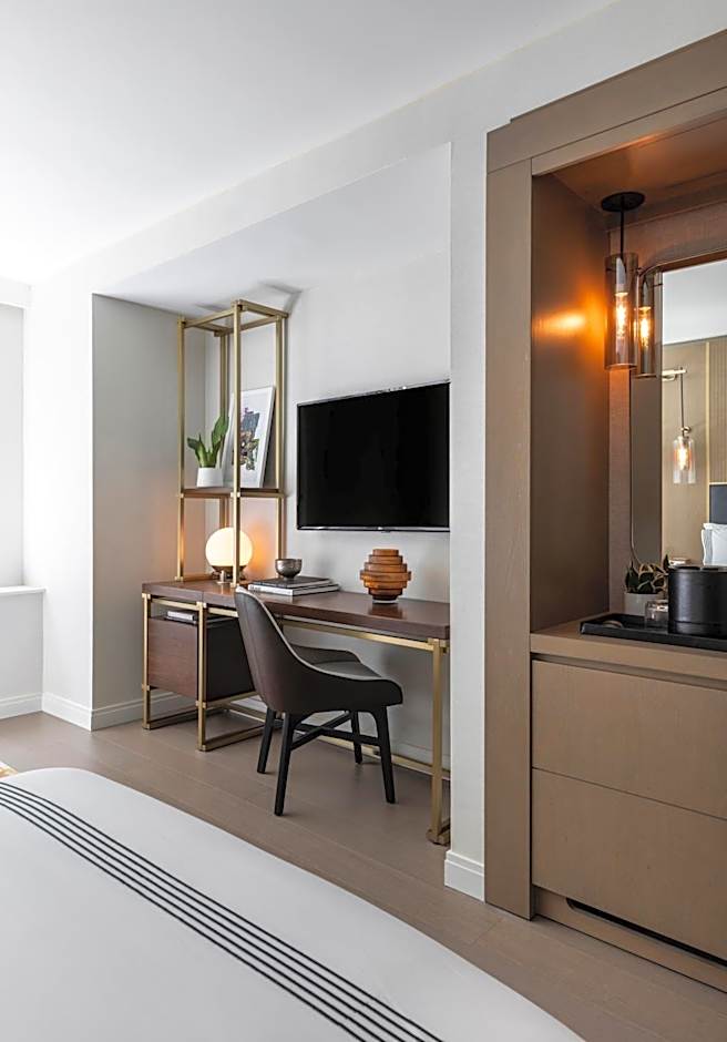 Thompson Central Park New York by Hyatt