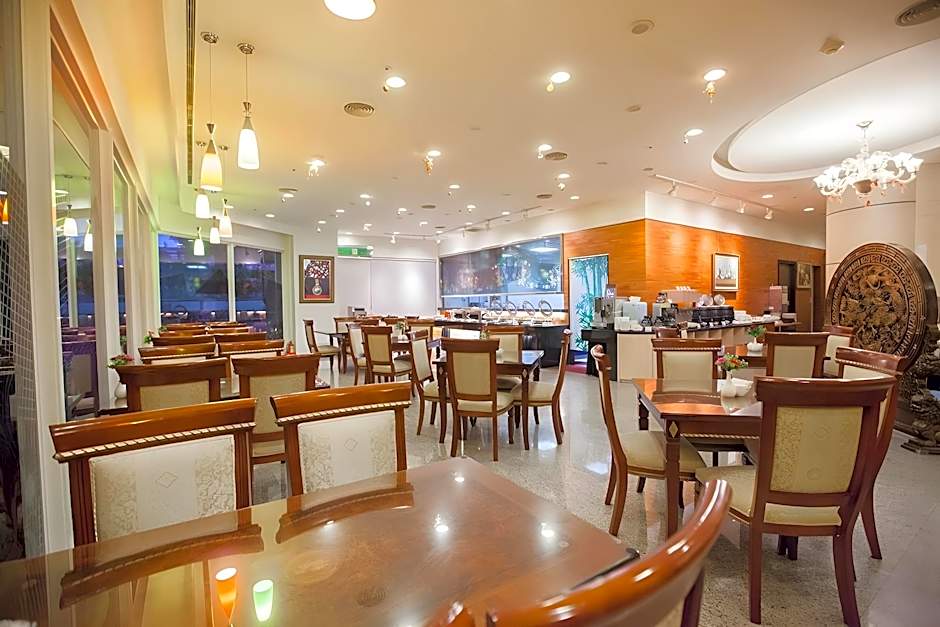 CHECK inn Select Taipei Nangang