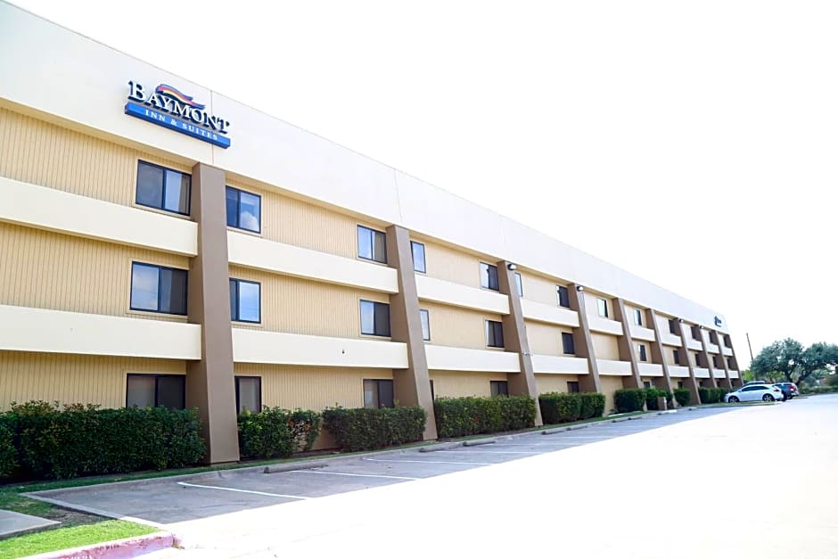 Baymont by Wyndham Plano