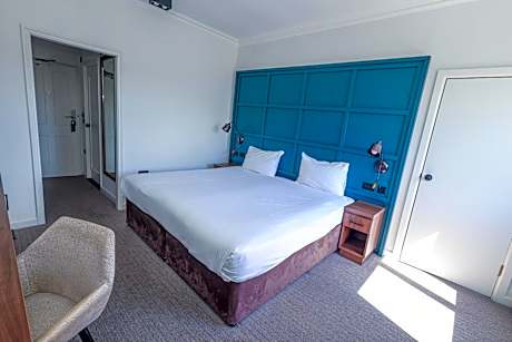 Classic Single Room