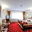 Hotel Capitol