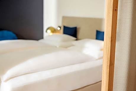 Junior Suite with Balcony