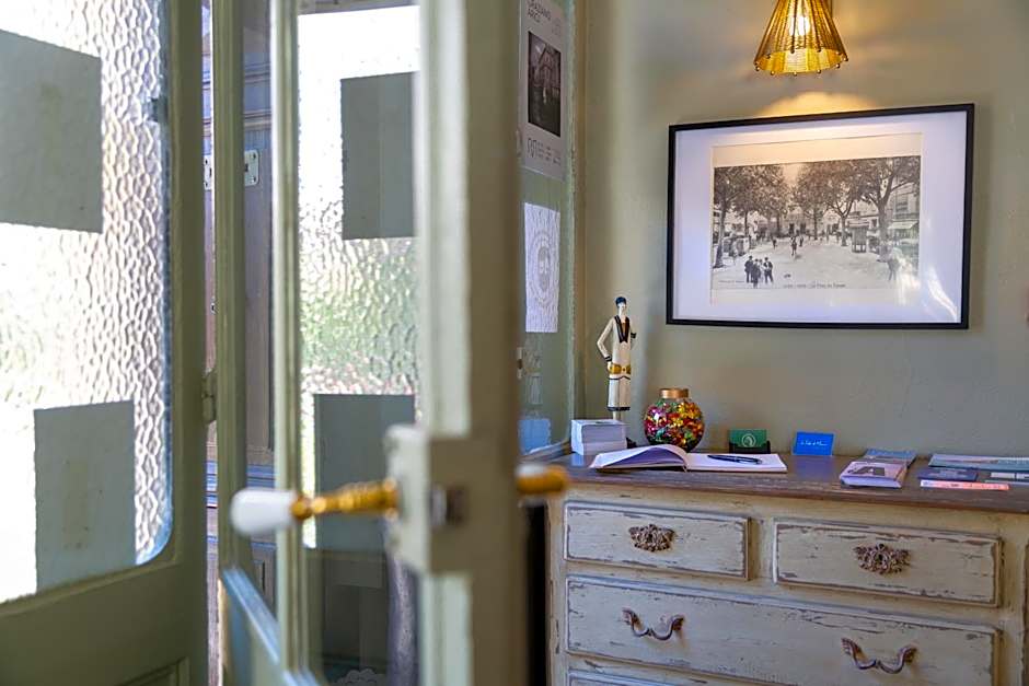 Hotel Le Relais de Poste Arles Centre Historique