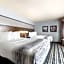 AmericInn by Wyndham Chamberlain - Conference Center