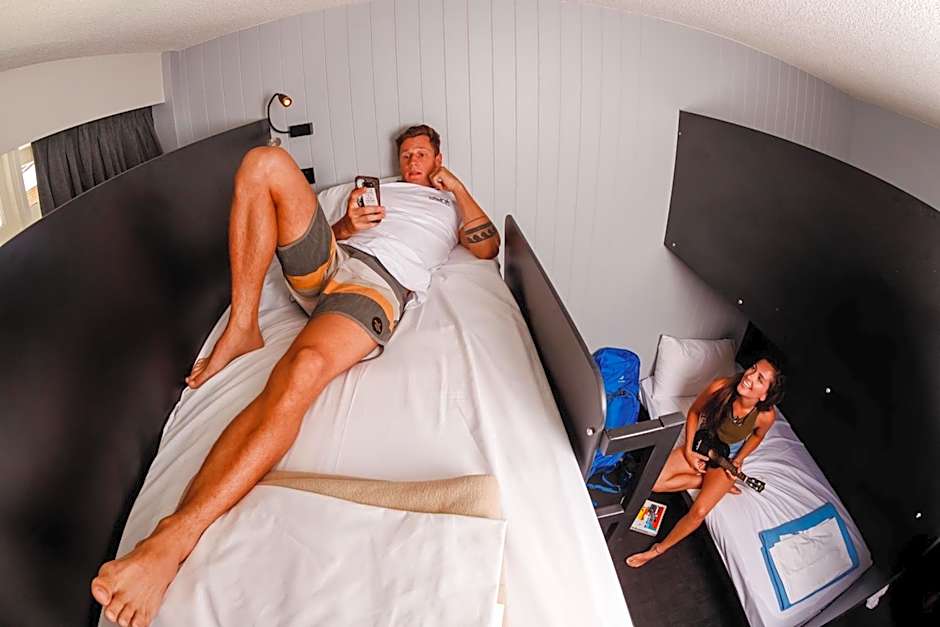 Bunk Surfers Paradise 18-35 Backpacker Hostel
