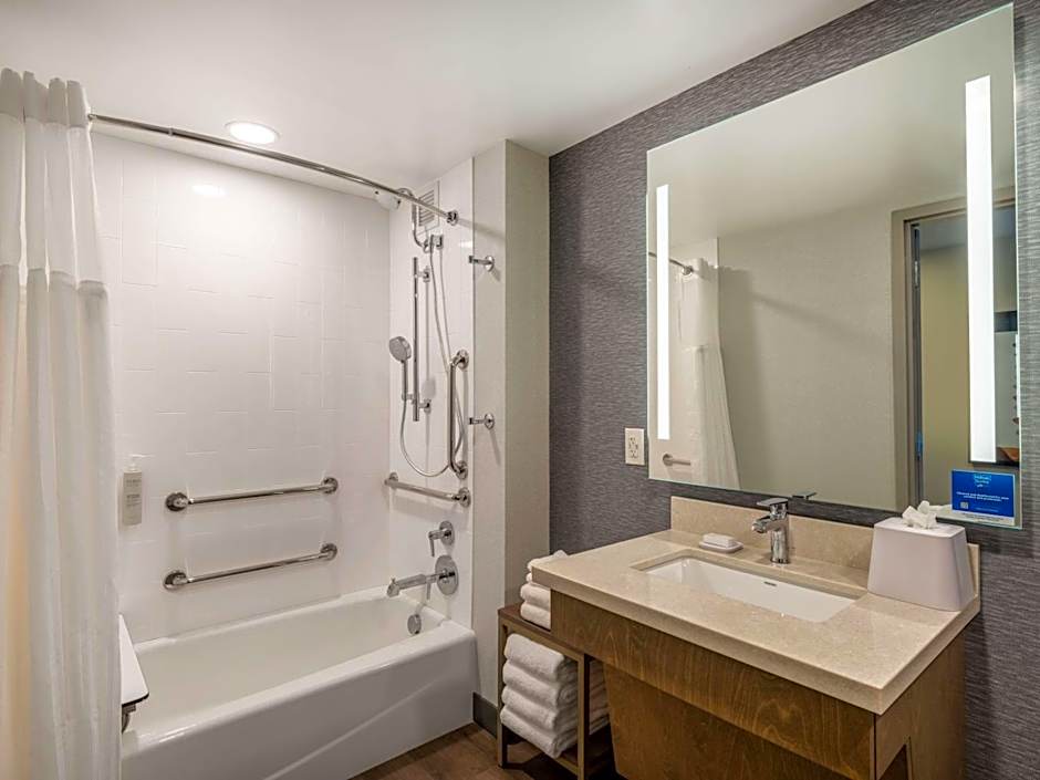 Homewood Suites By Hilton Toledo Downtown