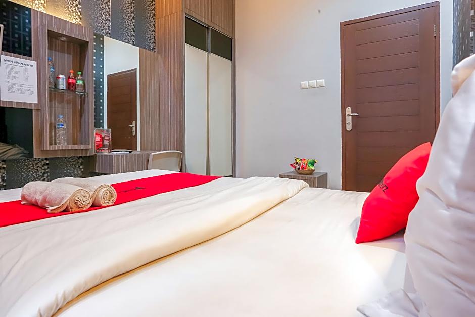 RedDoorz @ Jamin Ginting Medan