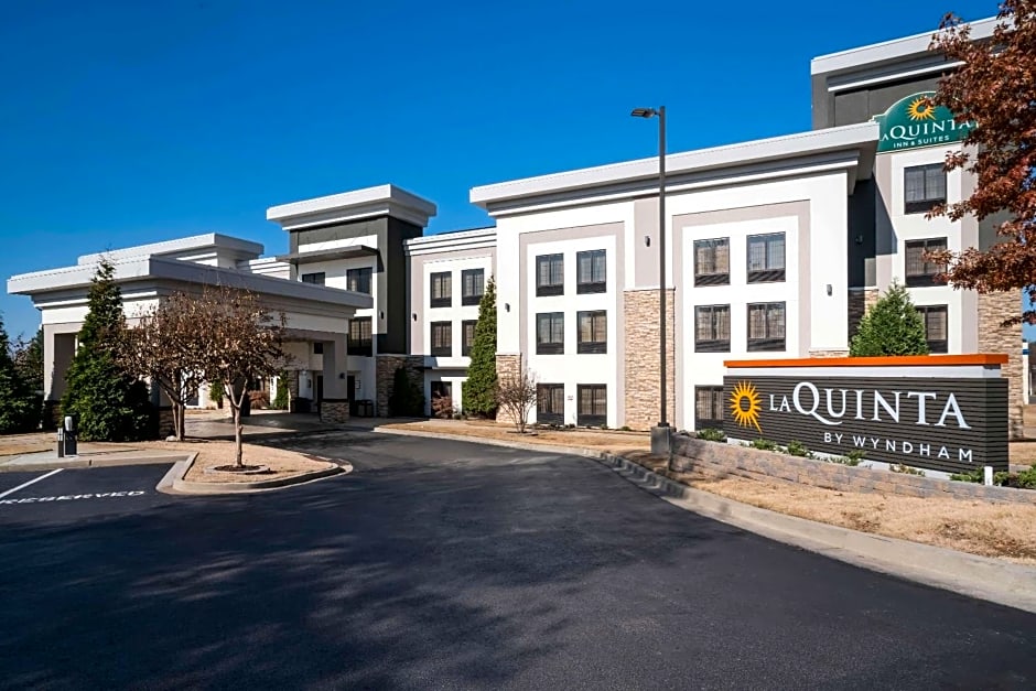 La Quinta Inn & Suites by Wyndham Memphis Wolfchase