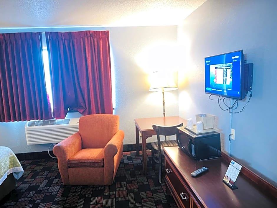 Rodeway Inn Whitehall