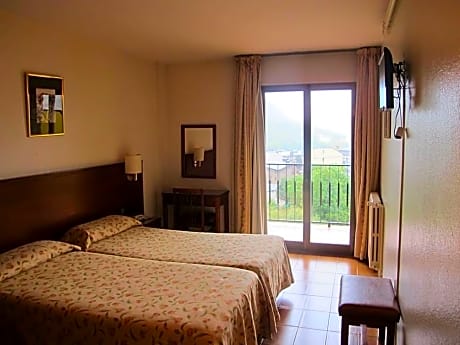 Double Room - 2 Adults + 1 Child Breakfast Included