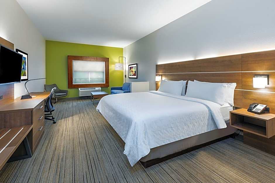Holiday Inn Express And Suites Junction By IHG