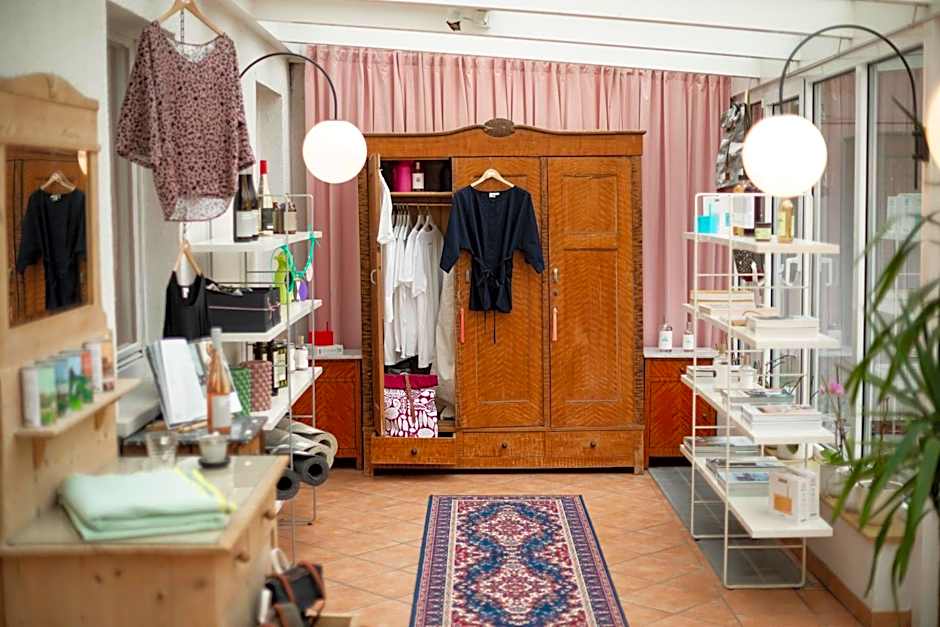DAS SCHÖNE LEBEN Pop-Up Hotel