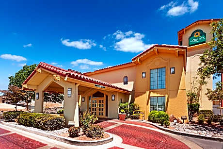 La Quinta Inn & Suites by Wyndham El Paso Lomaland