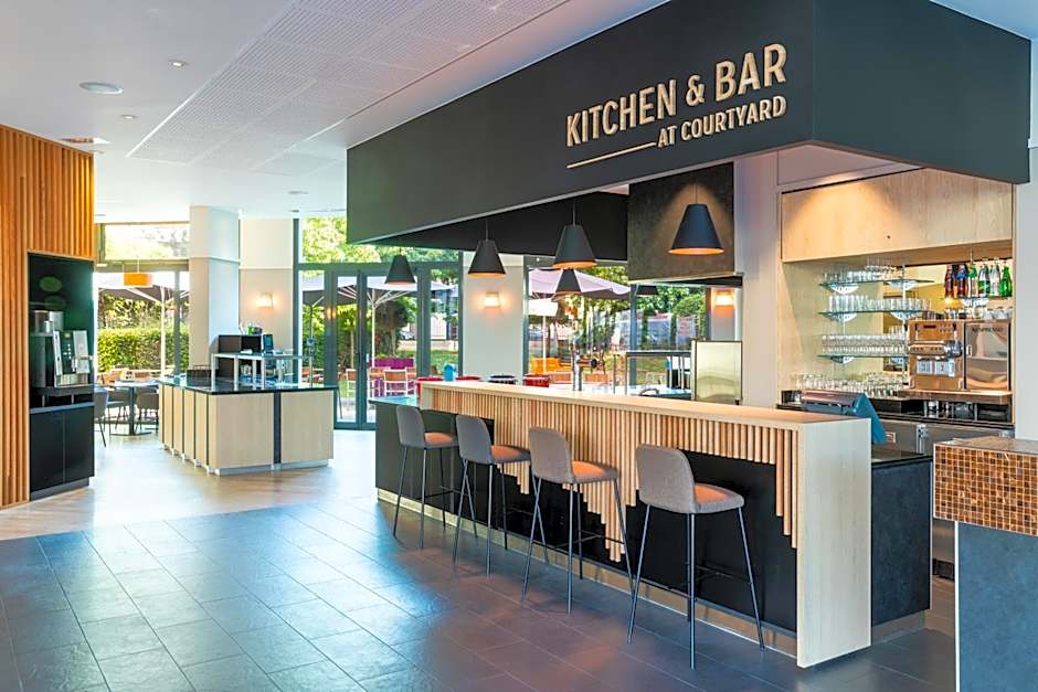 Courtyard by Marriott Paris Saint Denis