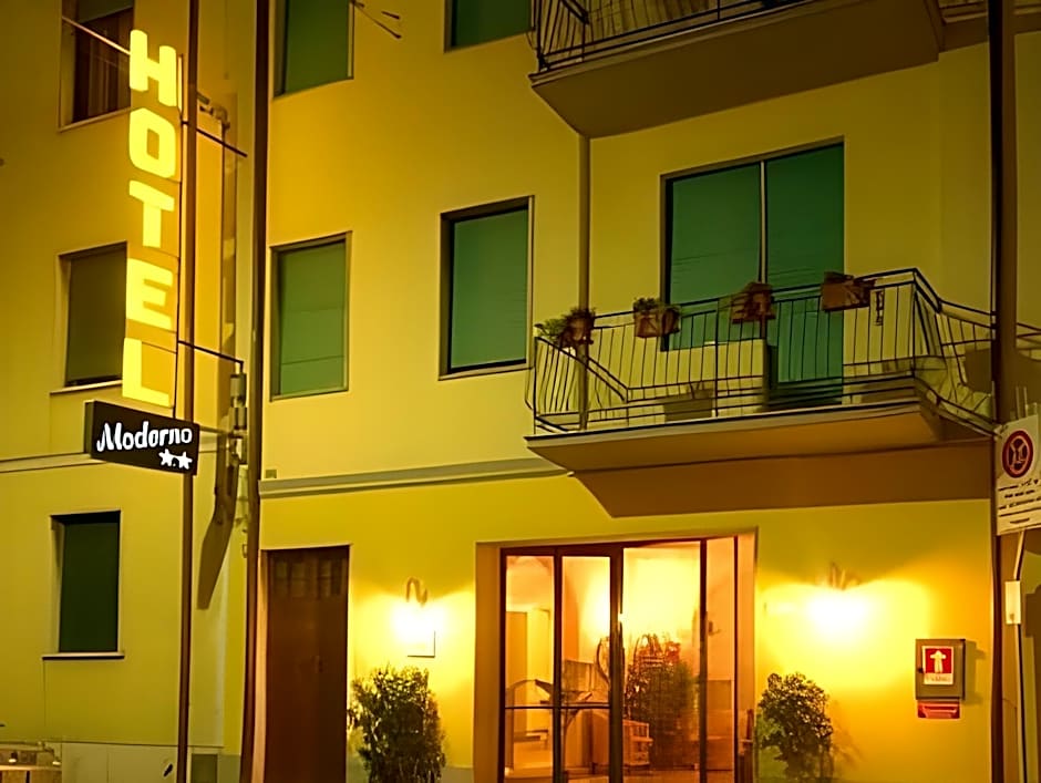 Hotel Moderno
