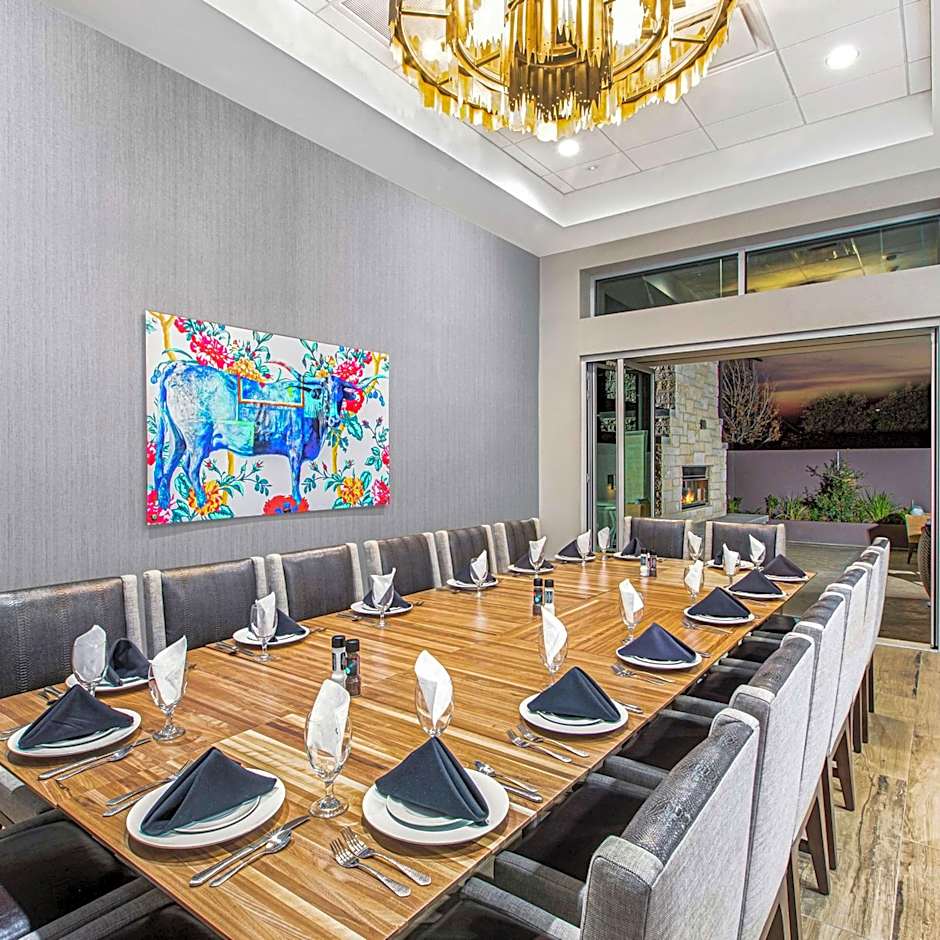DoubleTree by Hilton San Antonio Northwest