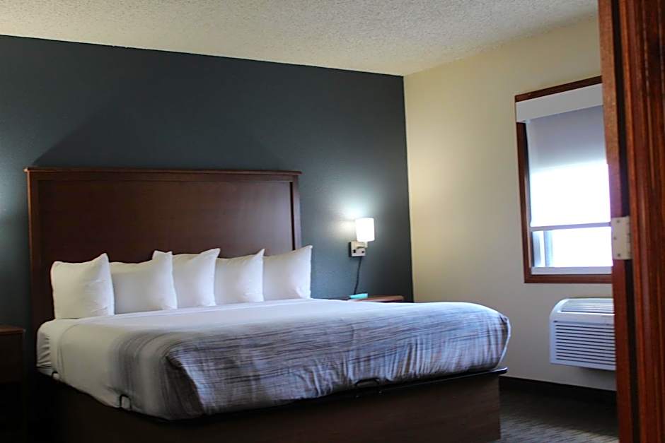 AmericInn by Wyndham Windsor Ft. Collins