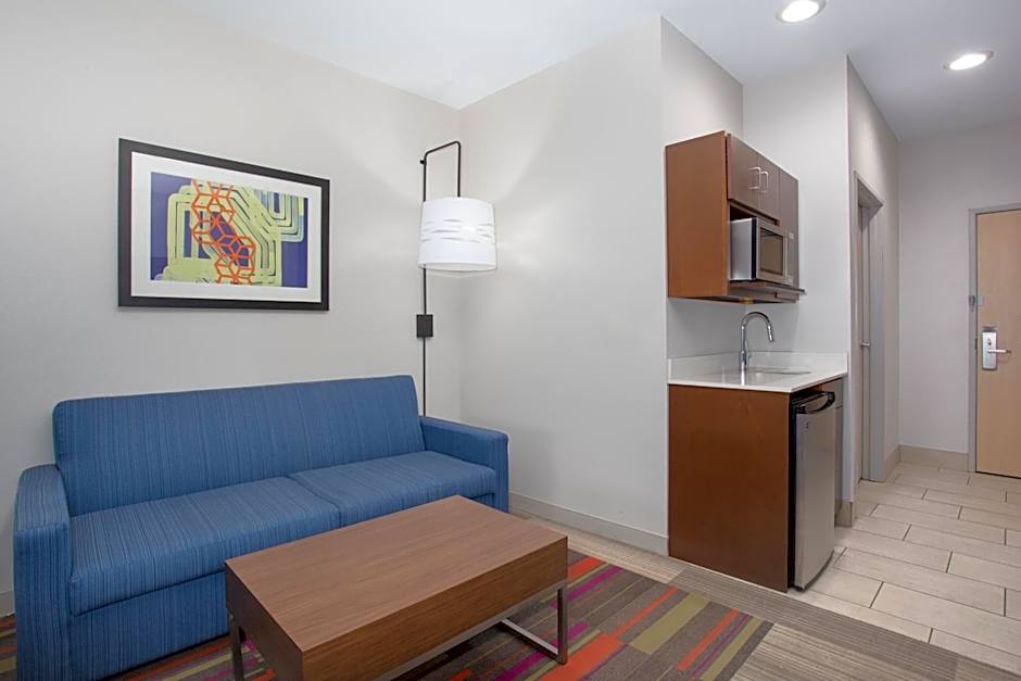 Holiday Inn Express Hotel & Suites Amarillo By IHG