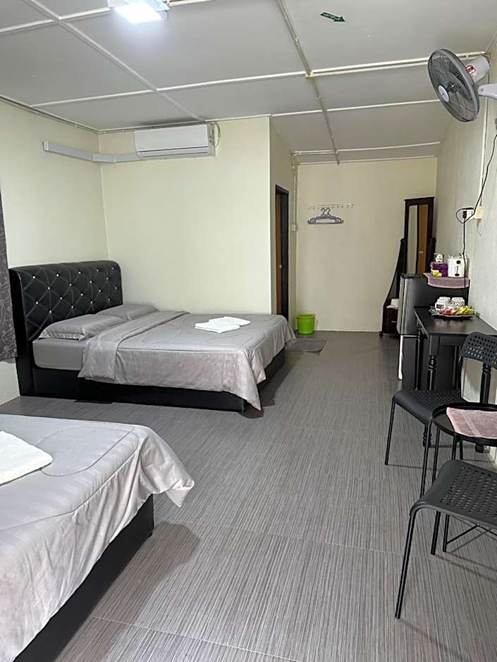 Julies Hostel Taman Negara