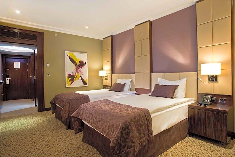 Kharkiv Palace Hotel