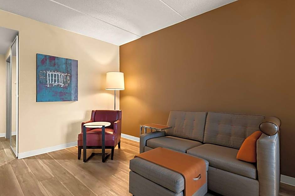 Ramada by Wyndham Harrisburg/Hershey Area