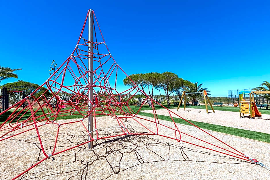 NAU Salema Beach Village