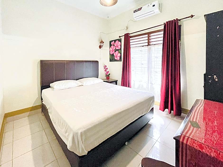 Lega Guest House Syariah near UISU Medan RedPartner