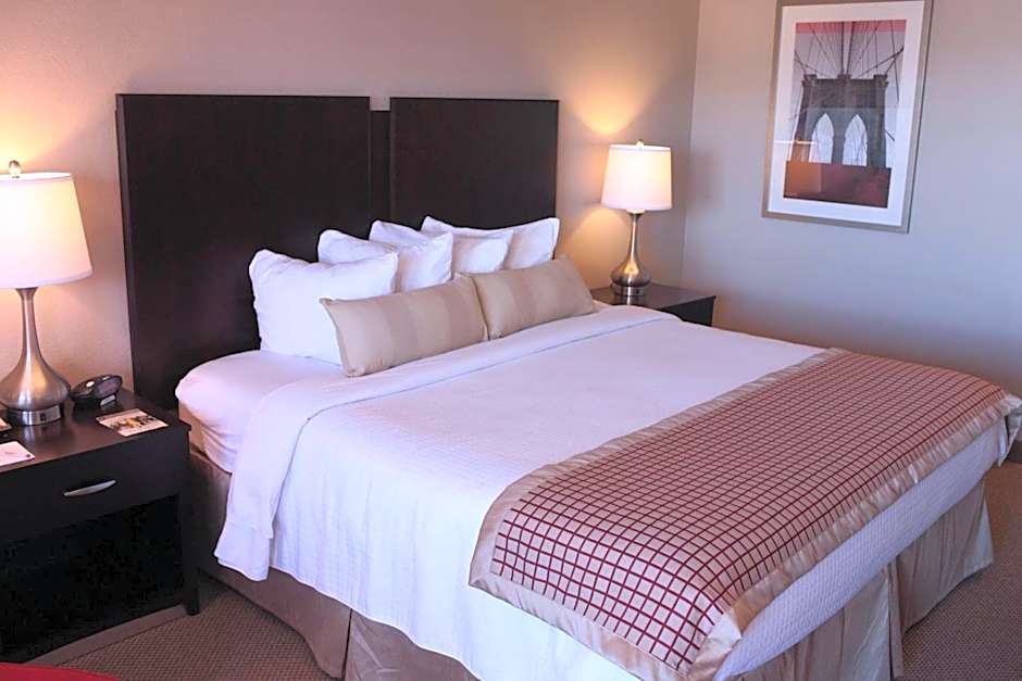 Infinity Inn & Suites