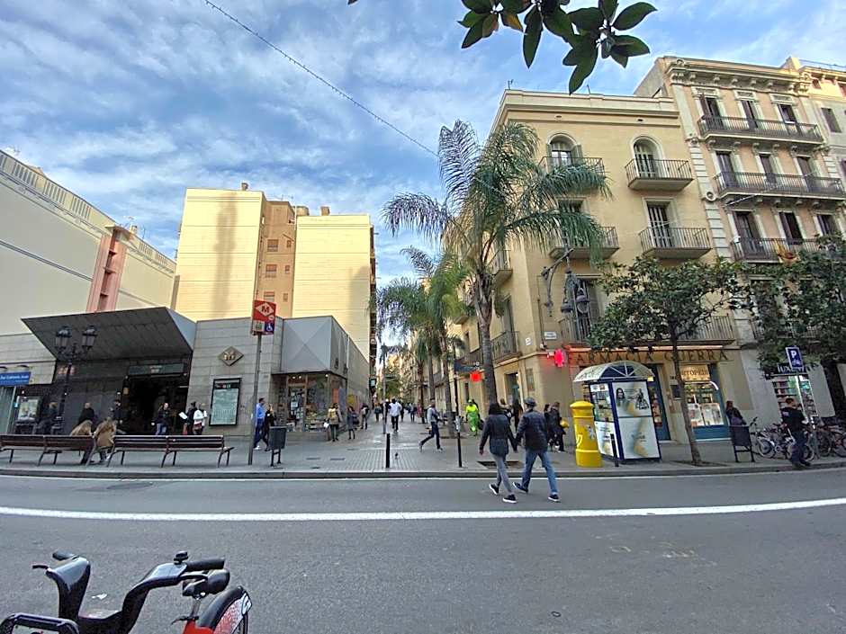 Barcelona Housing recommend for Students