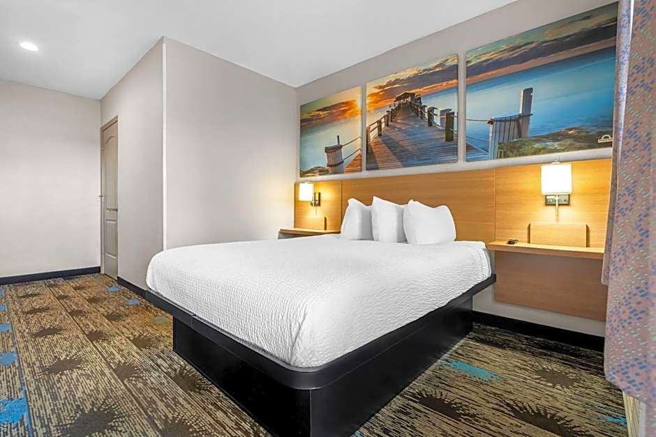 Days Inn by Wyndham Troy