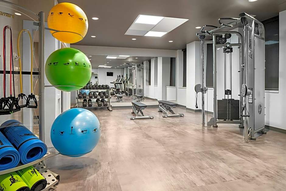 Courtyard by Marriott Edmonton Downtown