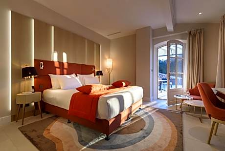 Junior Suite with Garden View