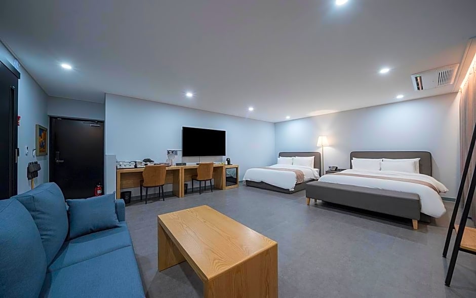 Andong Brown Dot Pungsan branch