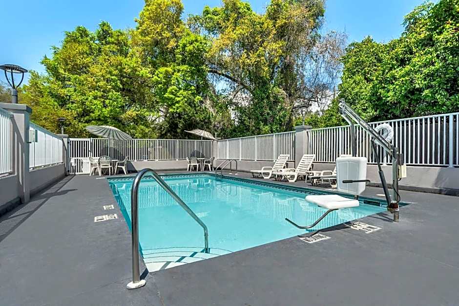 Quality Inn & Suites near Panama City Beach