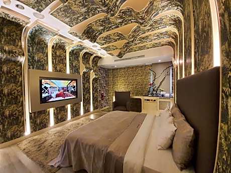 Superior Double Room - (Check-In After 21:00)