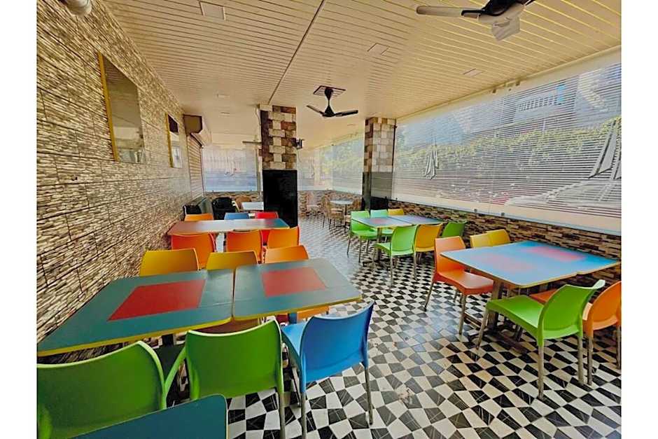 Hotel SSR Palace Mount Abu